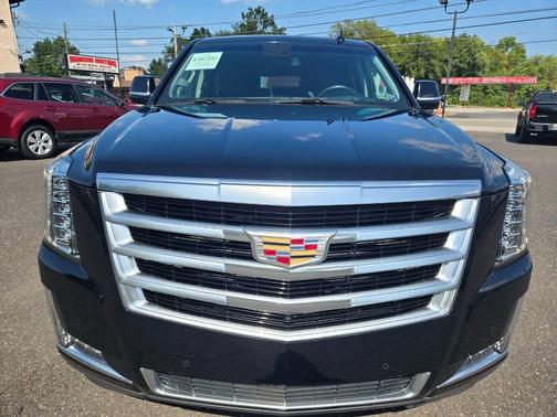 2019 Cadillac Escalade ESV Luxury