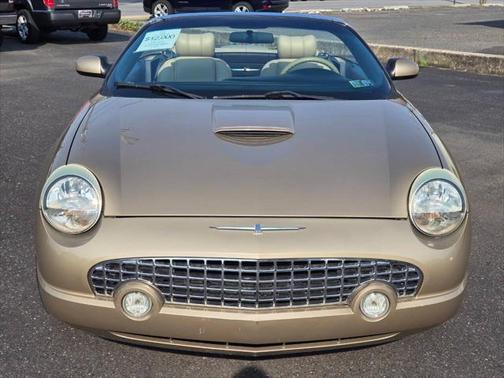 2005 Ford Thunderbird Deluxe
