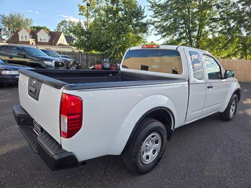 2017 Nissan Frontier S