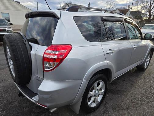 2009 Toyota RAV4 Limited