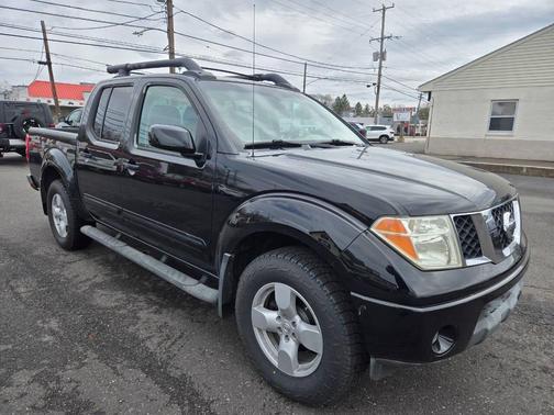 2005 Nissan Frontier LE Crew Cab