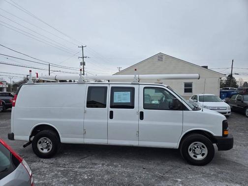 2013 Chevrolet Express 3500 3500 3dr Extended Cargo Van w/ 1WT
