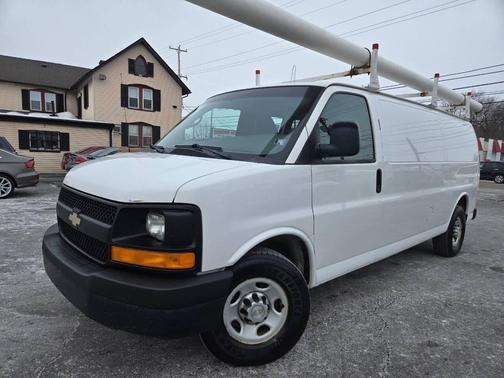 2013 Chevrolet Express 3500 3500 3dr Extended Cargo Van w/ 1WT