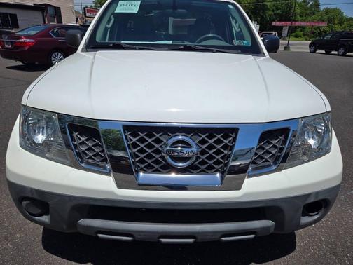 White 2015 Nissan Frontier S