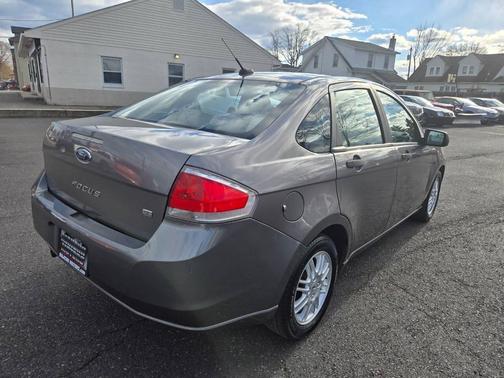 2011 Ford Focus SE