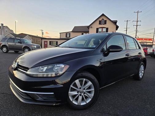 2018 Volkswagen Golf TSI SE