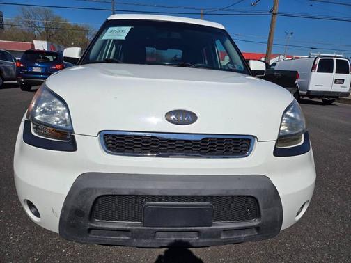 2010 Kia Soul +