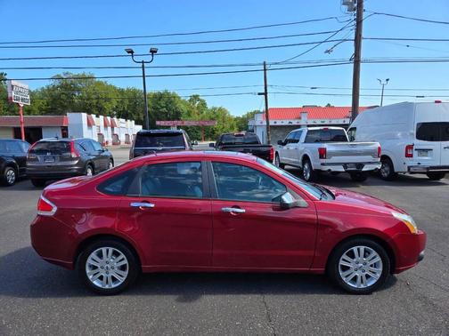 2010 Ford Focus SEL