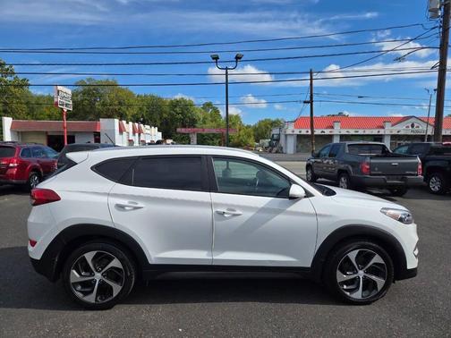 2016 Hyundai TUCSON Sport