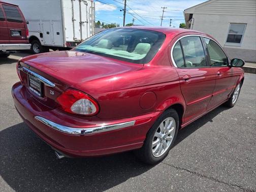 2003 Jaguar X-Type 2.5 AWD 4dr Sedan