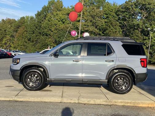 Sonic Gray Pearl 2026 Honda Passport AWD RTL Blackout
