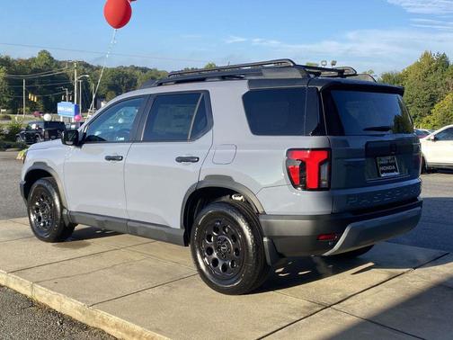 Sonic Gray Pearl 2026 Honda Passport AWD RTL Blackout