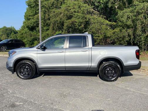 Solar Silver Metallic 2026 Honda Ridgeline TrailSport+