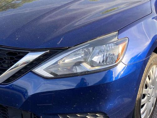 Deep Blue Pearl 2019 Nissan Sentra S