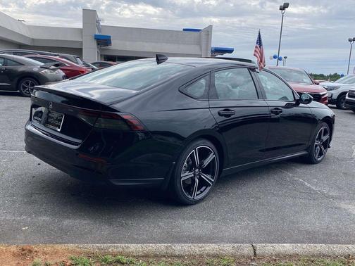 Crystal Black Pearl 2026 Honda Accord SE