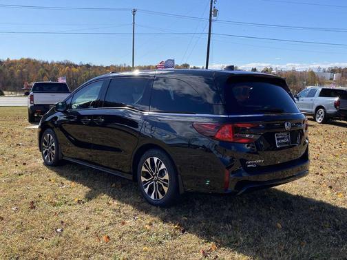 Crystal Black Pearl 2026 Honda Odyssey Elite