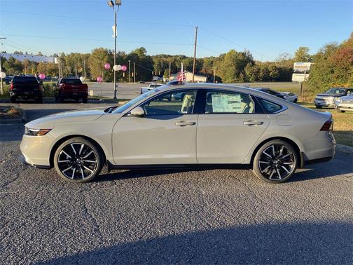2025 Honda Accord Hybrid Touring