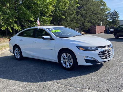Summit White 2024 Chevrolet Malibu FWD 1LT