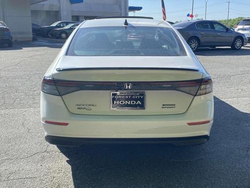 2025 Honda Accord Hybrid Base