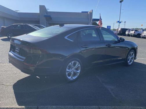Crystal Black Pearl 2026 Honda Accord LX 1.5T