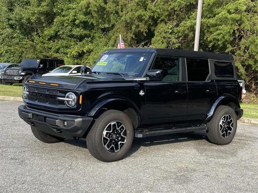 2023 Ford Bronco Outer Banks