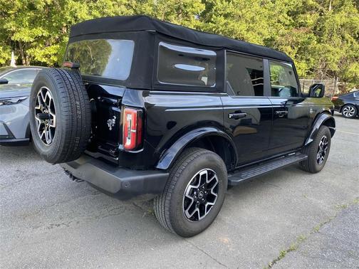 2023 Ford Bronco Outer Banks