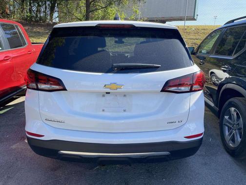 Summit White 2024 Chevrolet Equinox 1LT