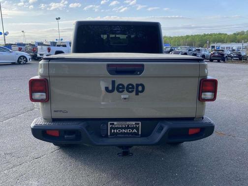 Gobi Clearcoat 2020 Jeep Gladiator Sport S