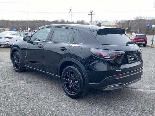 2026 Honda HR-V 2WD Sport