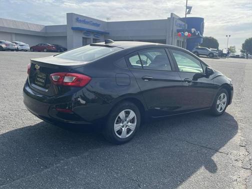 2017 Chevrolet Cruze LS