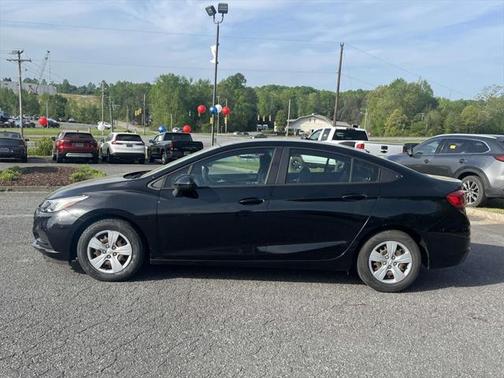 2017 Chevrolet Cruze LS