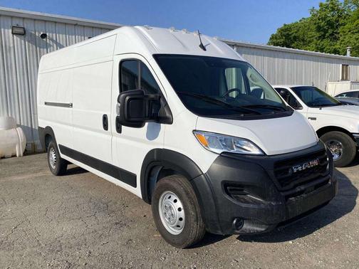 Bright White Clearcoat 2023 RAM ProMaster 2500 High Roof