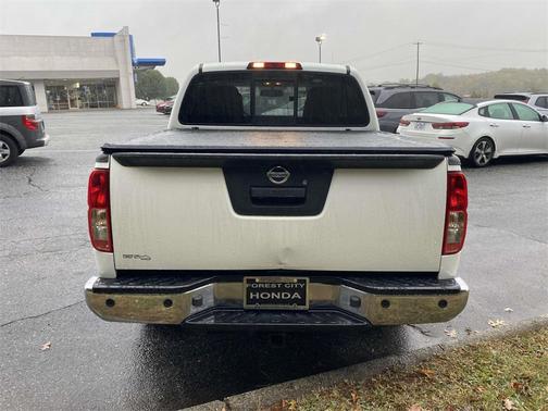 2015 Nissan Frontier SV