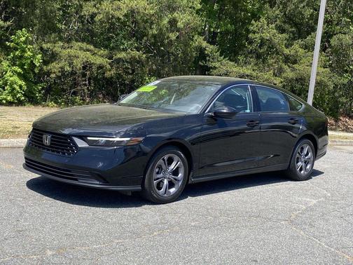 Crystal Black Pearl 2024 Honda Accord EX