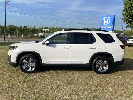 Platinum White Pearl 2026 Honda Pilot EX-L