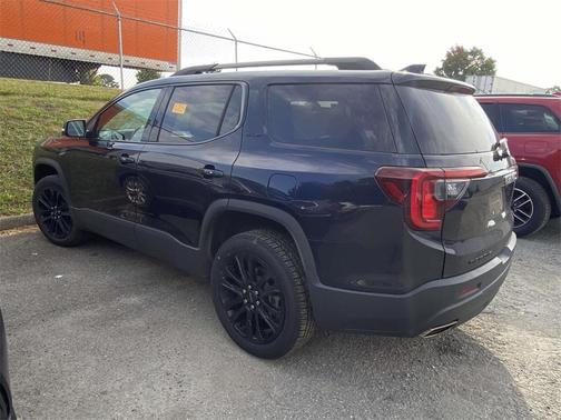 2022 GMC Acadia FWD SLE