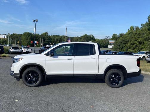 2025 Honda Ridgeline Black