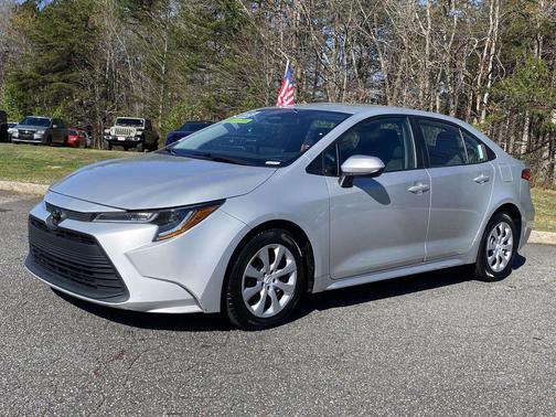 2023 Toyota Corolla LE