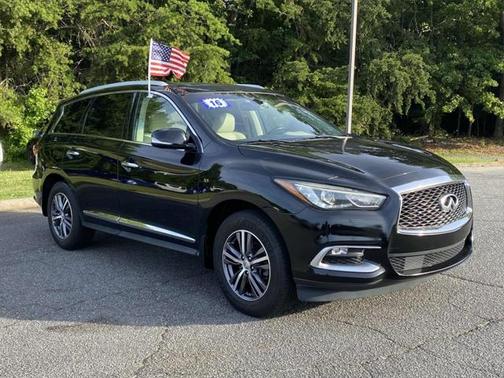 2016 INFINITI QX60 Base
