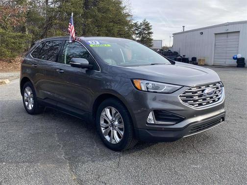 2022 Ford Edge Titanium