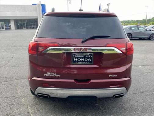 2017 GMC Acadia Denali