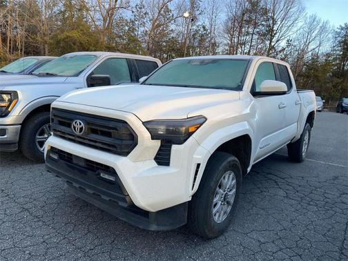2024 Toyota Tacoma SR5