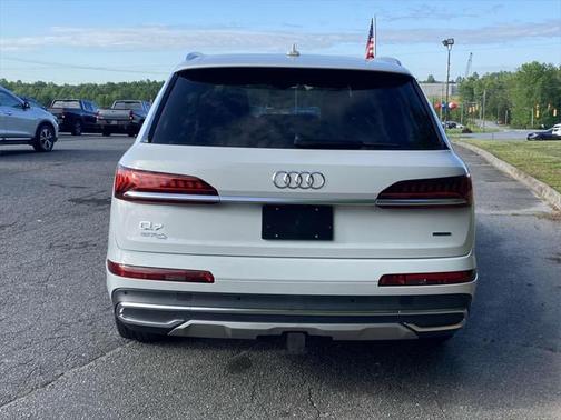 2020 Audi Q7 55 Premium
