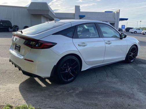 Platinum White Pearl 2025 Honda Civic Sport