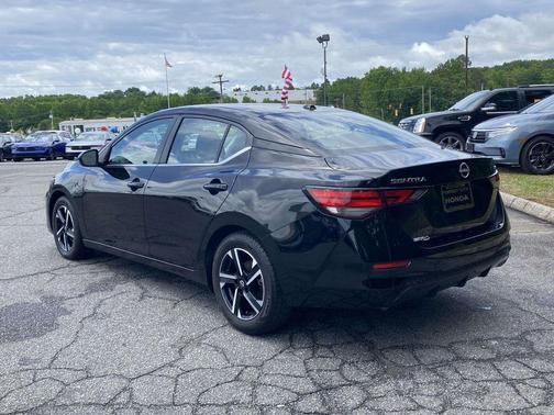 Super Black 2024 Nissan Sentra SV