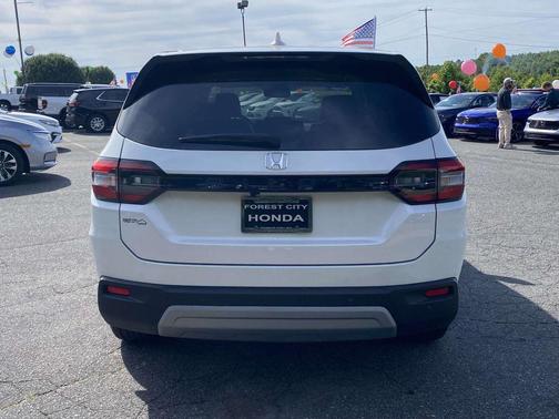 Platinum White Pearl 2025 Honda Pilot EX-L