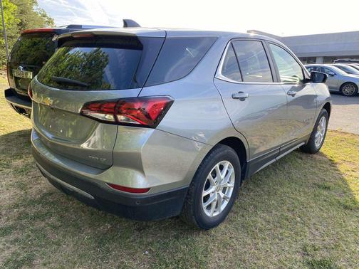 Sterling Gray Metallic 2024 Chevrolet Equinox 1LT