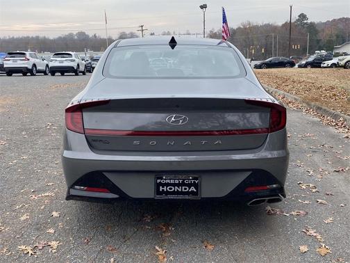 2022 Hyundai SONATA SEL