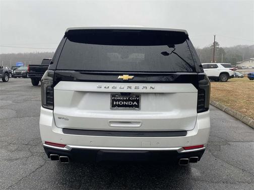 2025 Chevrolet Suburban 4WD High Country