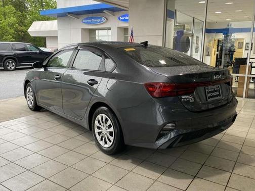 2022 Kia Forte FE